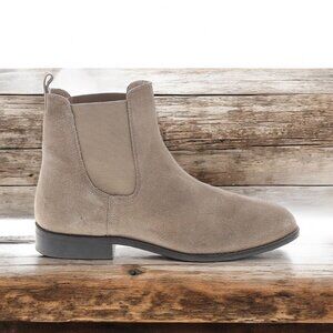 FIND Tan Suede Flat Ankle Boots Size 8.5 / 39